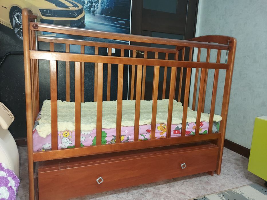Продам детскую кровать