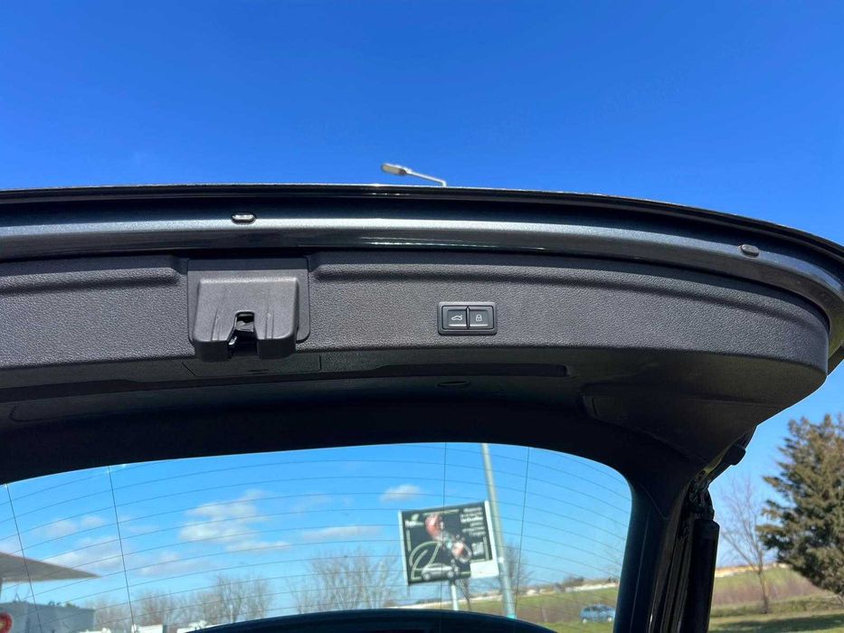 AUDI Q3 Sportabck S Line 45 TFSIe , 245 cp / 180 KW , ST6 , 37264 Km