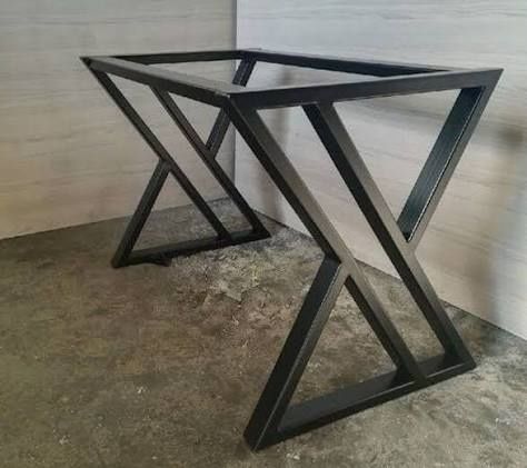 Продам стол,подстолье