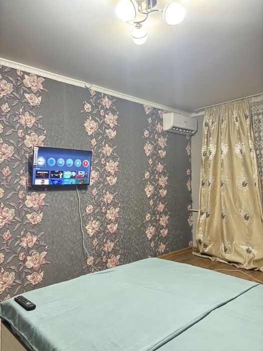 Квартира почасавой