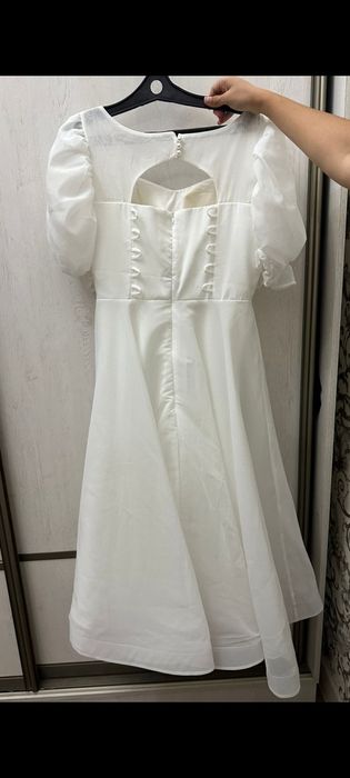 Вечернее платье белое