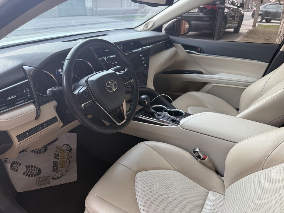 Toyota Camry 3.5 obyom.