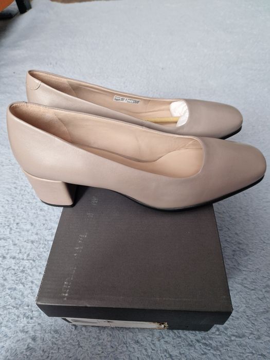 Noi! Pantofi cu toc Ecco, 39