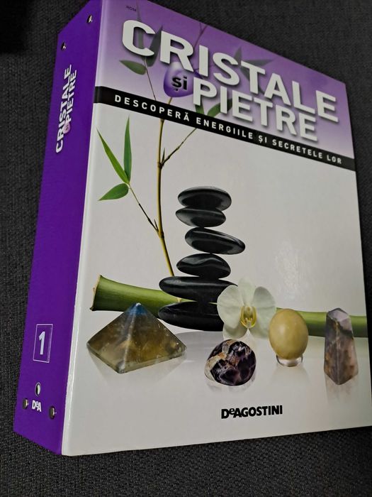 Cristale si pietre / rune din colectia DeAgostini