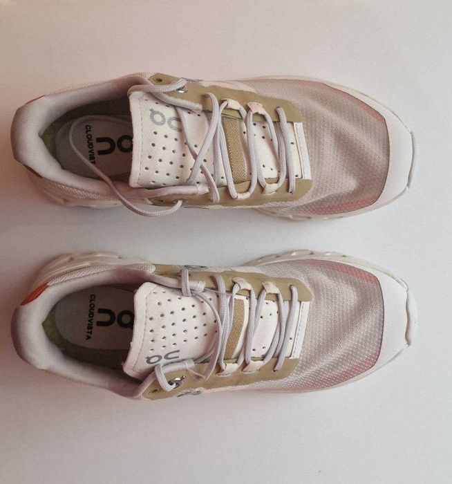 Кроссовки On Cloudvista