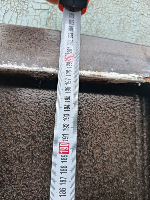 Продам входную дверь