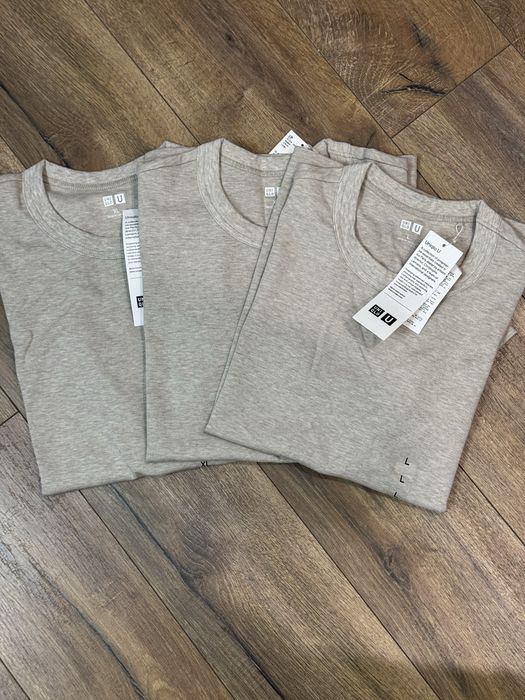 Базовые футболки от UNIQLO