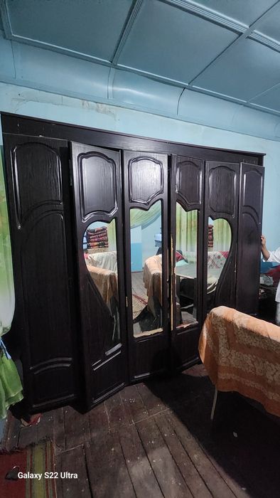 Шкафлар сотилади