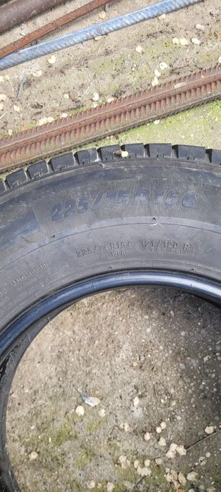 Cauciuc 225 75 16C