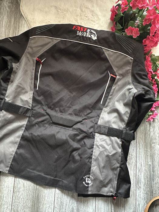 Яке за мотор