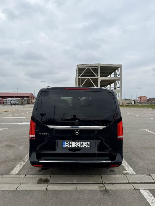 Mercdes Benz V Class Klasse 250 extra long Avangarde