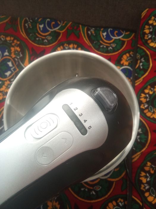 Mikser planetarniy yengi