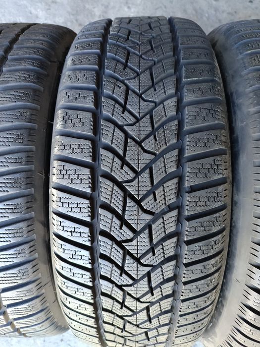 Зимни гуми -2021г.-17цола-205/50-1бр.-95лв."DUNLOP"