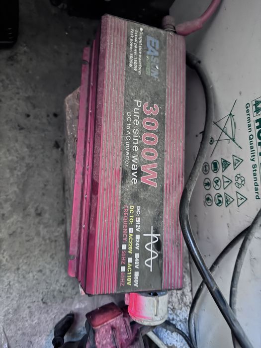 Vand sistem 2panouri+invertor 3000w mppt controler baterie 143ah