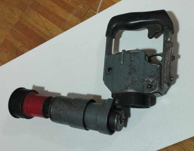 монтажный пистолет рабочий  ПЦ 52-1