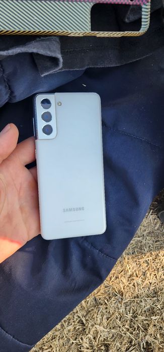 Samsung S21    xotira 256