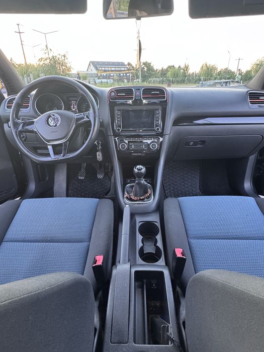 VOLKSWAGEN Golf 2010 — imagine 2