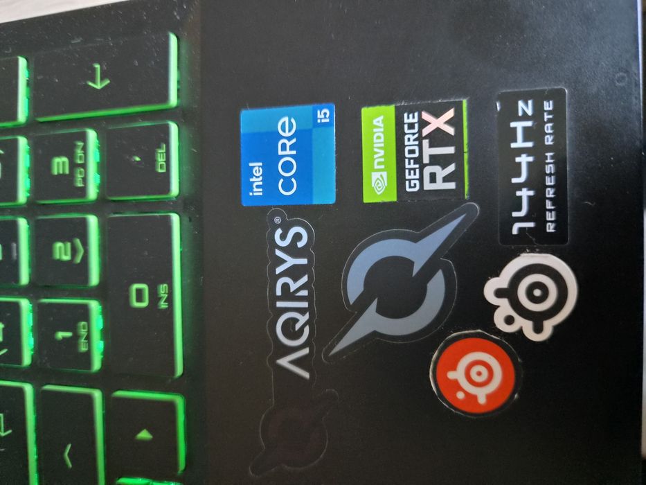 Vand leptop hp pavilion gaming