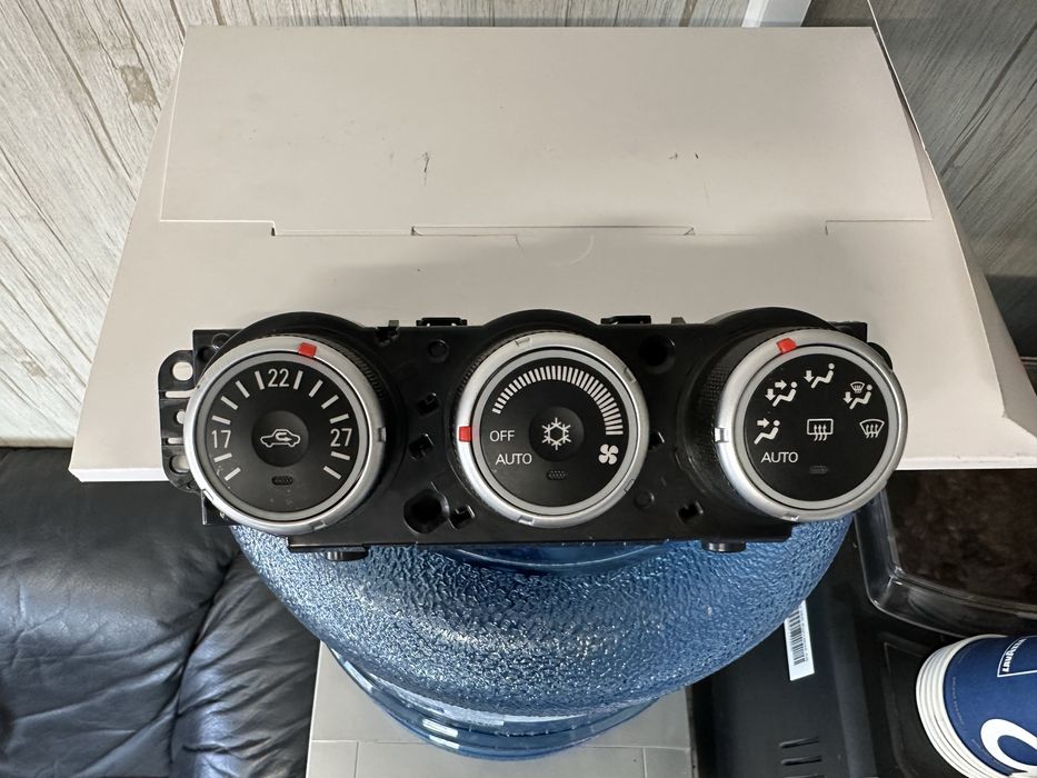 Управление Климатроник Митсубиши Аутлендър 2007-2013г.!