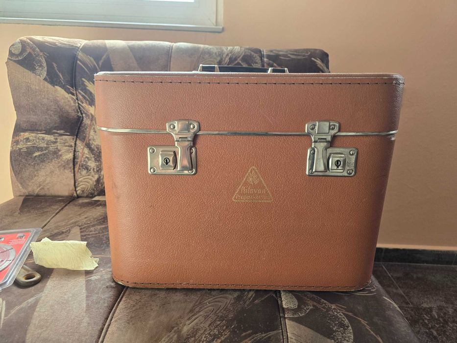 Газова бутилка с котлони подходяща за домакинство така и за къмпинг