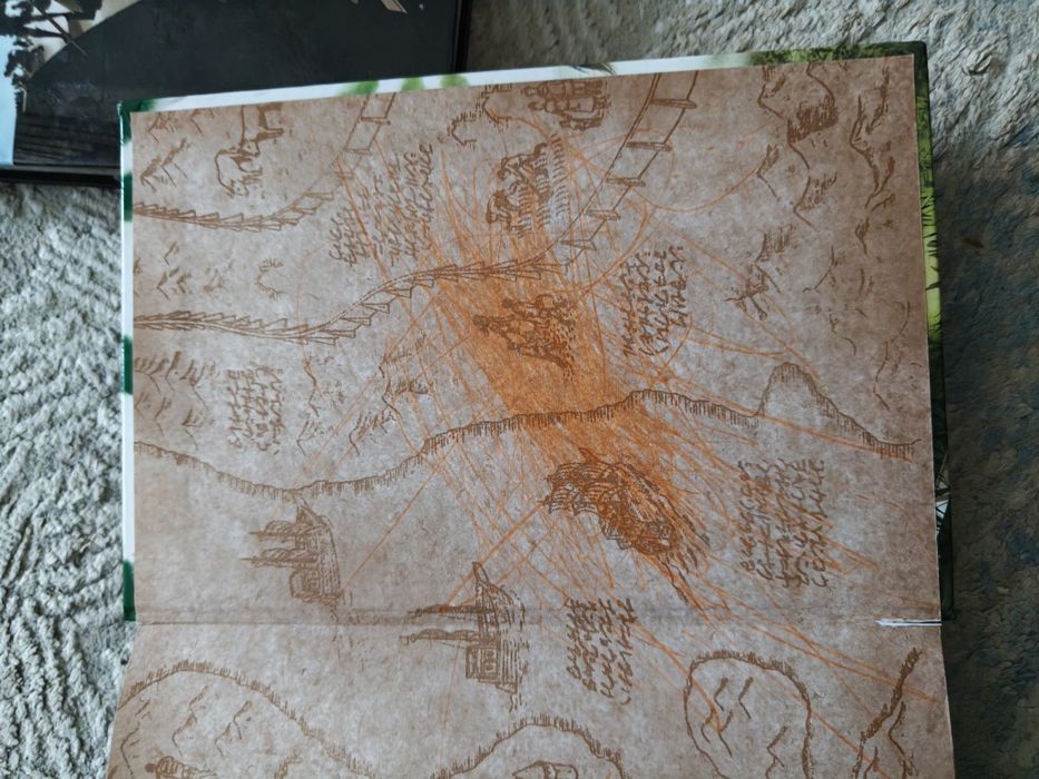 Атака титанов 10