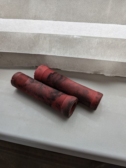 Продам трюковой самокат tech team duker 202