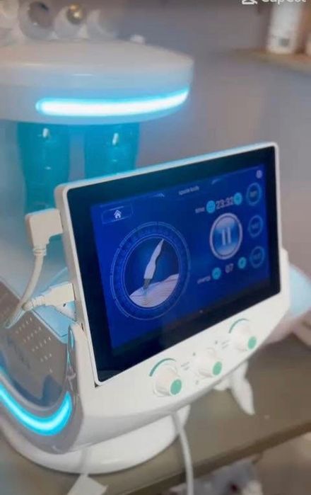 Combină cosmetică 7in 1 cu analiza inteligentă