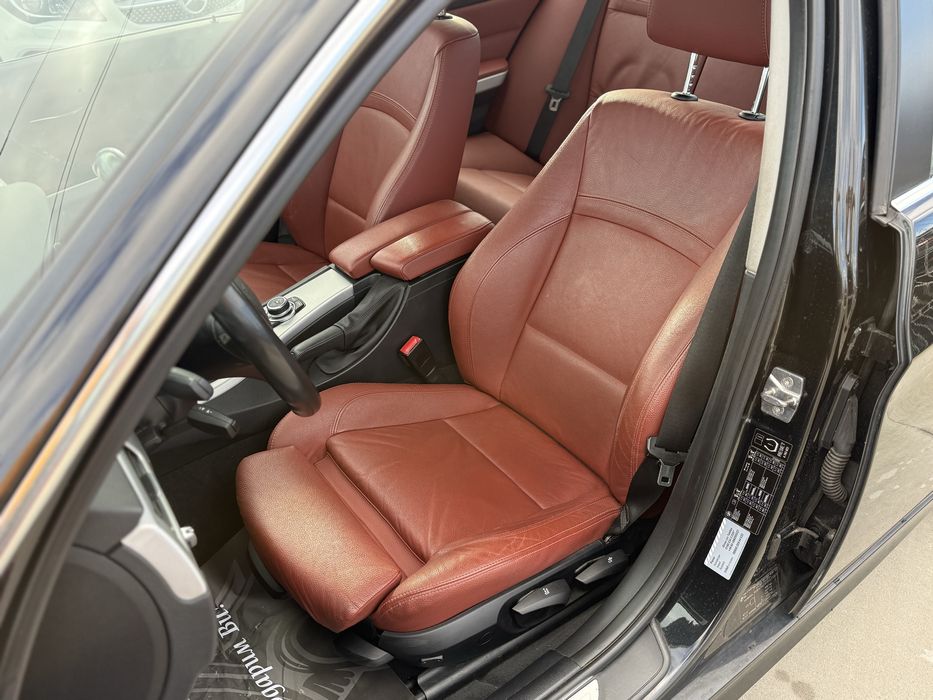 BMW 330 * 2011г* FACE* НАВИ* 220.000КМ* ТОП Състояние