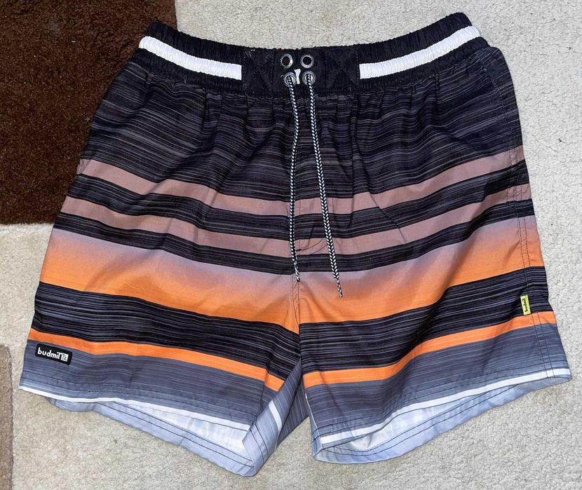 Sort de baie | Budmil, M