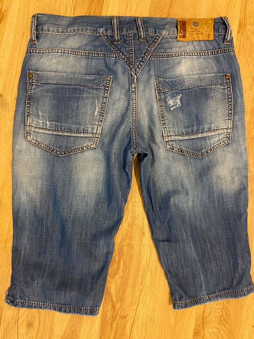 Pantaloni scurti (blugi), dama, pana la genunchi, albastri