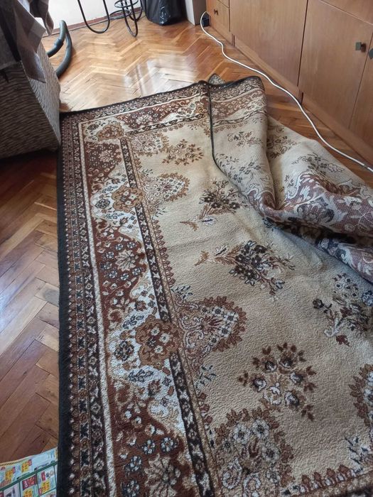 Килим!!! Юргани и Дамаски  подарък