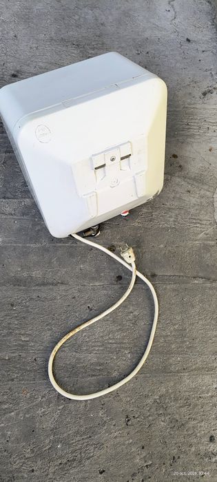 Boiler electric ariston