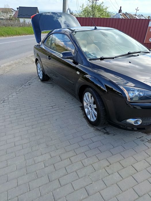 Vând Ford focus decapotabil pininfarina 2007