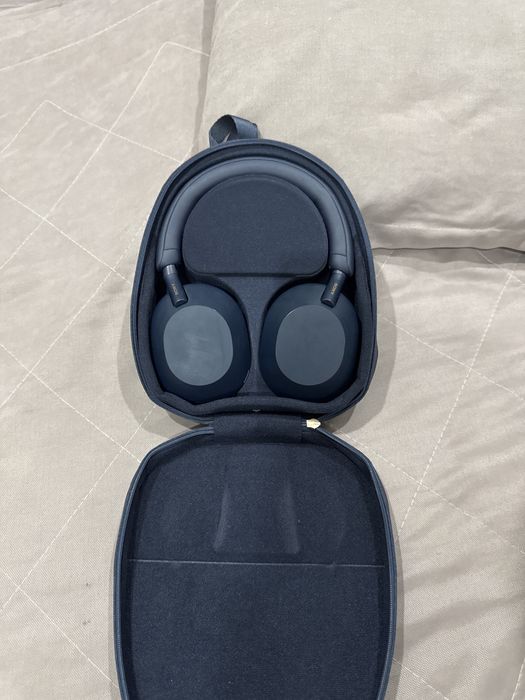 Sony WH-1000XM5 синий