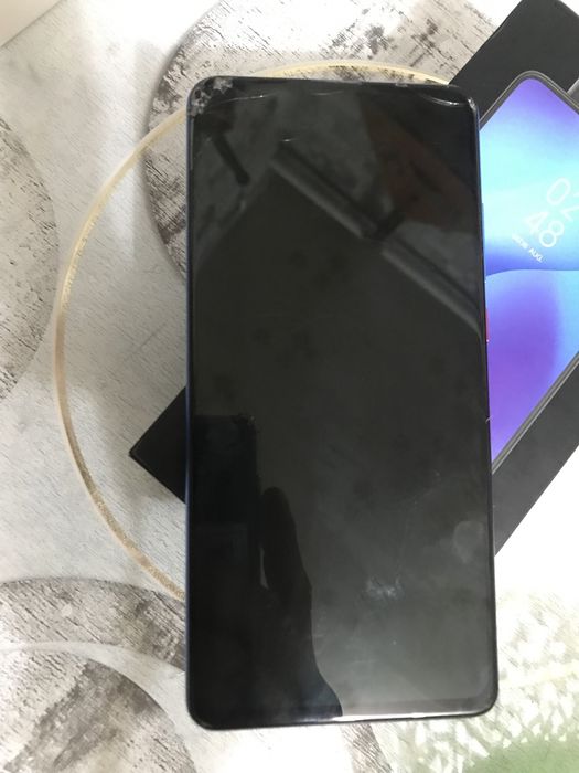 Продам телефон Mi9t