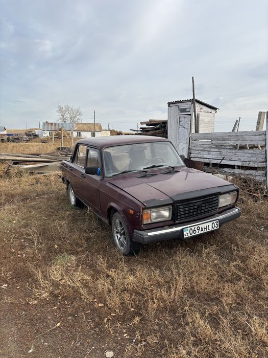 Продам ваз 2107 год выпуска 2007