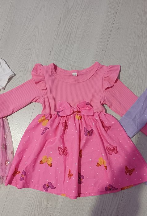 Роклички за бебе