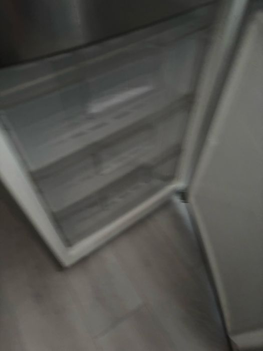 Продается холодильник