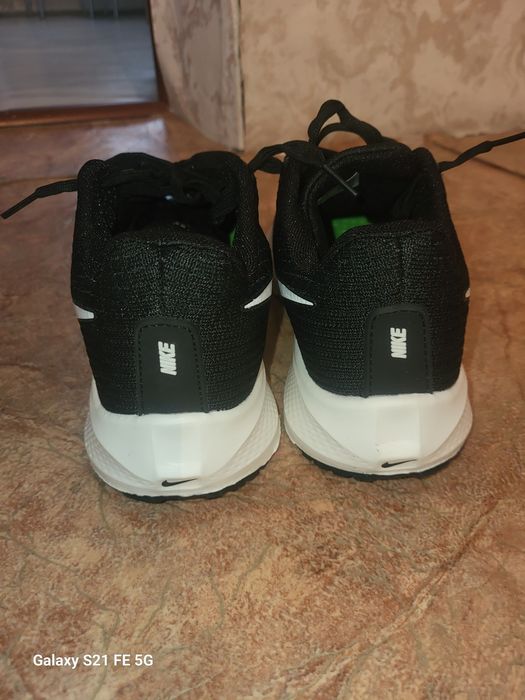 СРОЧНОПродам кроссовки Nike Pegasus