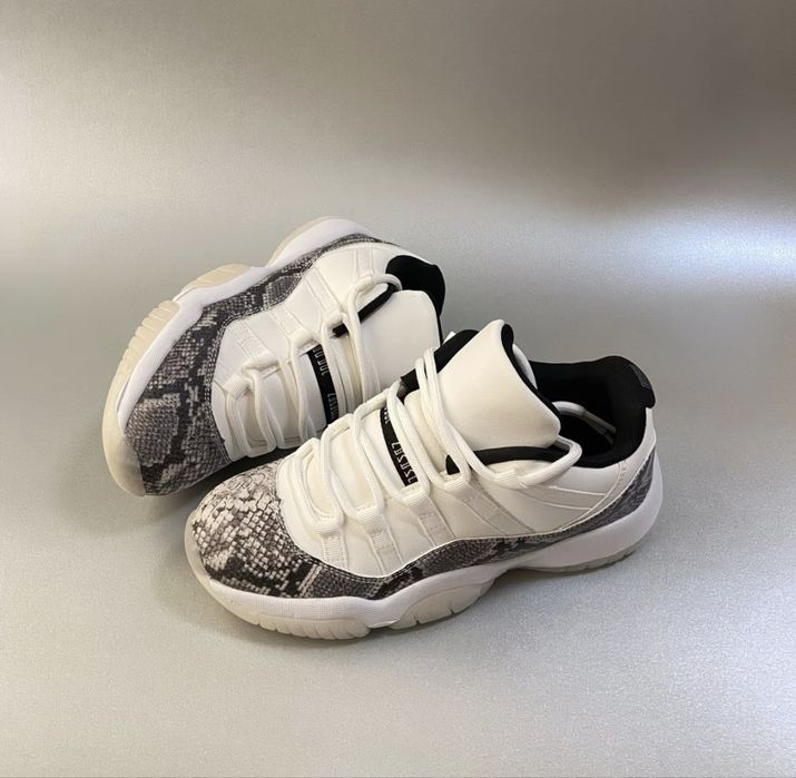 Air Jordan 11LOW