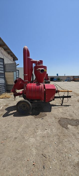 Пневмоперегрузчик сыпучих материалов