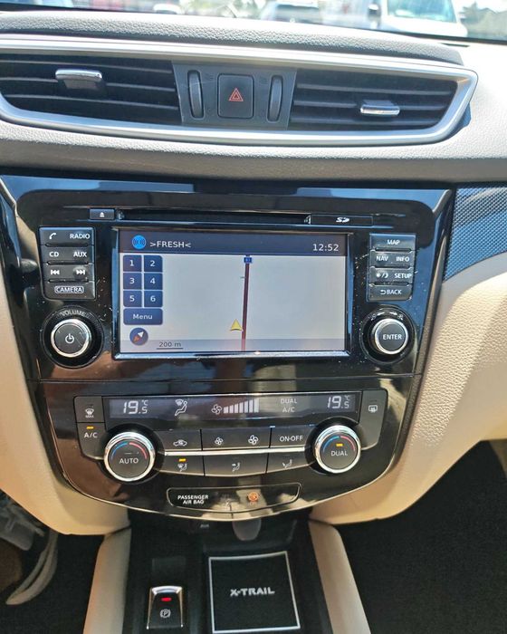 NISSAN X-Trail T32 4x4 (ALL MODE 4x4-i) 1. 6 dci 130 кс. , 7 места