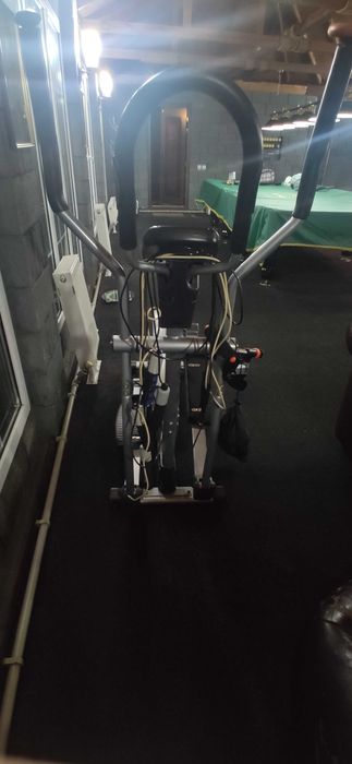 Эллиптический тренажёр