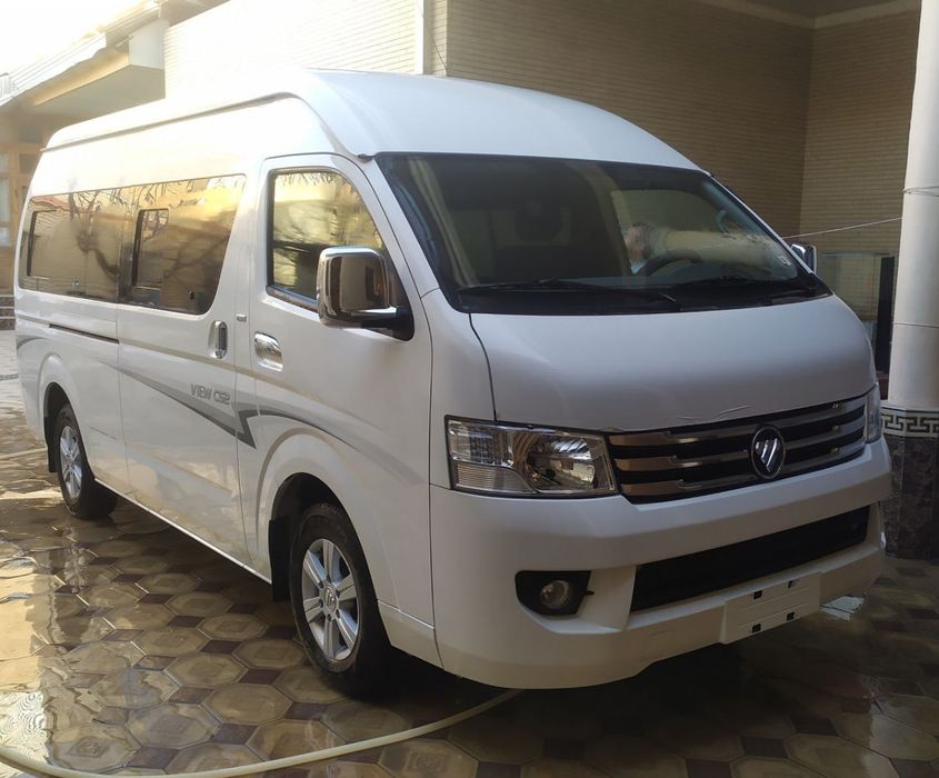 Ойлавий саёхат учун микроавтобус ва минивен