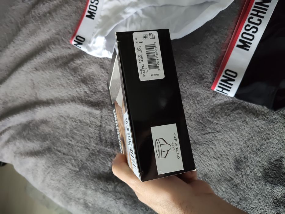 Moschino set 2 chiloți bărbătești alb și negru cu banda alba mărimea L noi originali