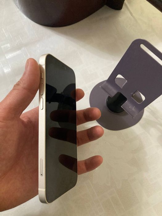 Айфон 12 в идеальном состоянии