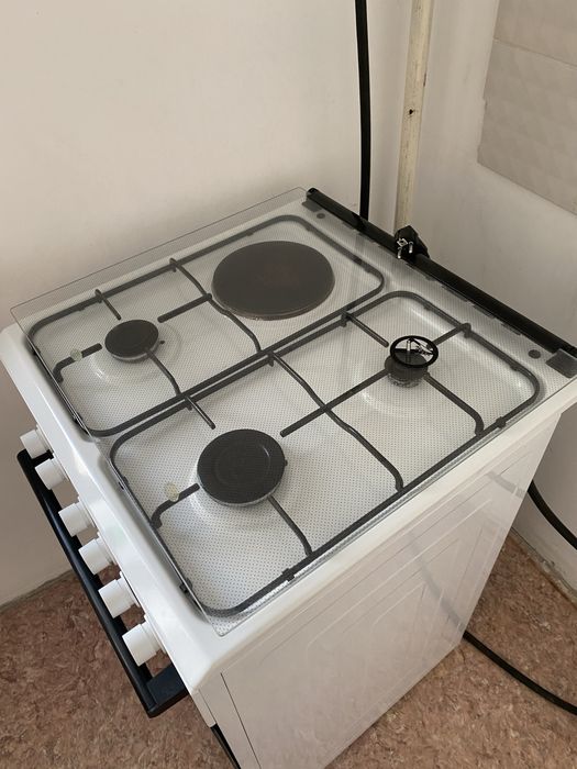 Срочно продам газовую плиту