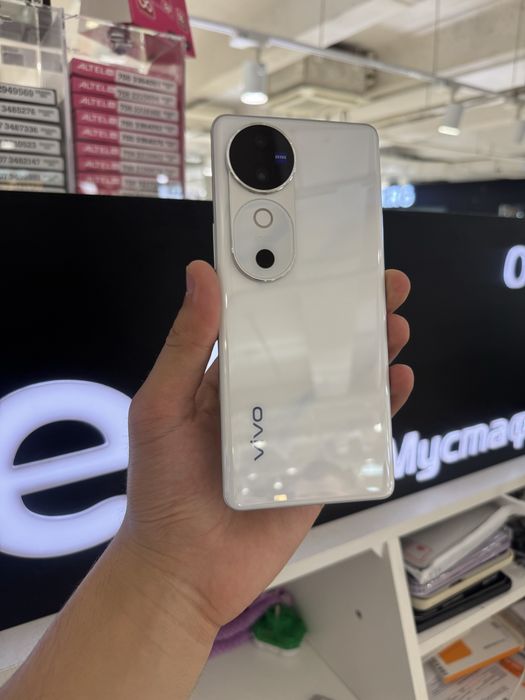 Vivo V40 256gb