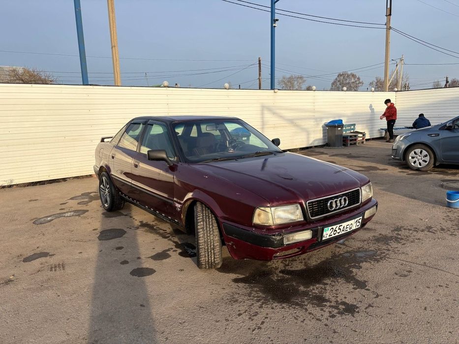 Продам Ауди 80 б4