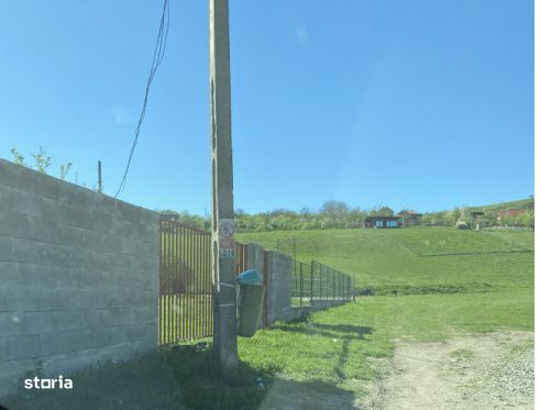 Teren intravilan de vanzare, 1.400 mp, Valcele